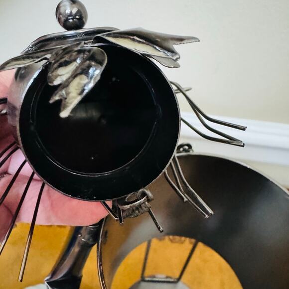 Lady Chef Frying Fish Fisherman Charcoal Metal Wine Bottle Holder NEW - Picture 7 of 7